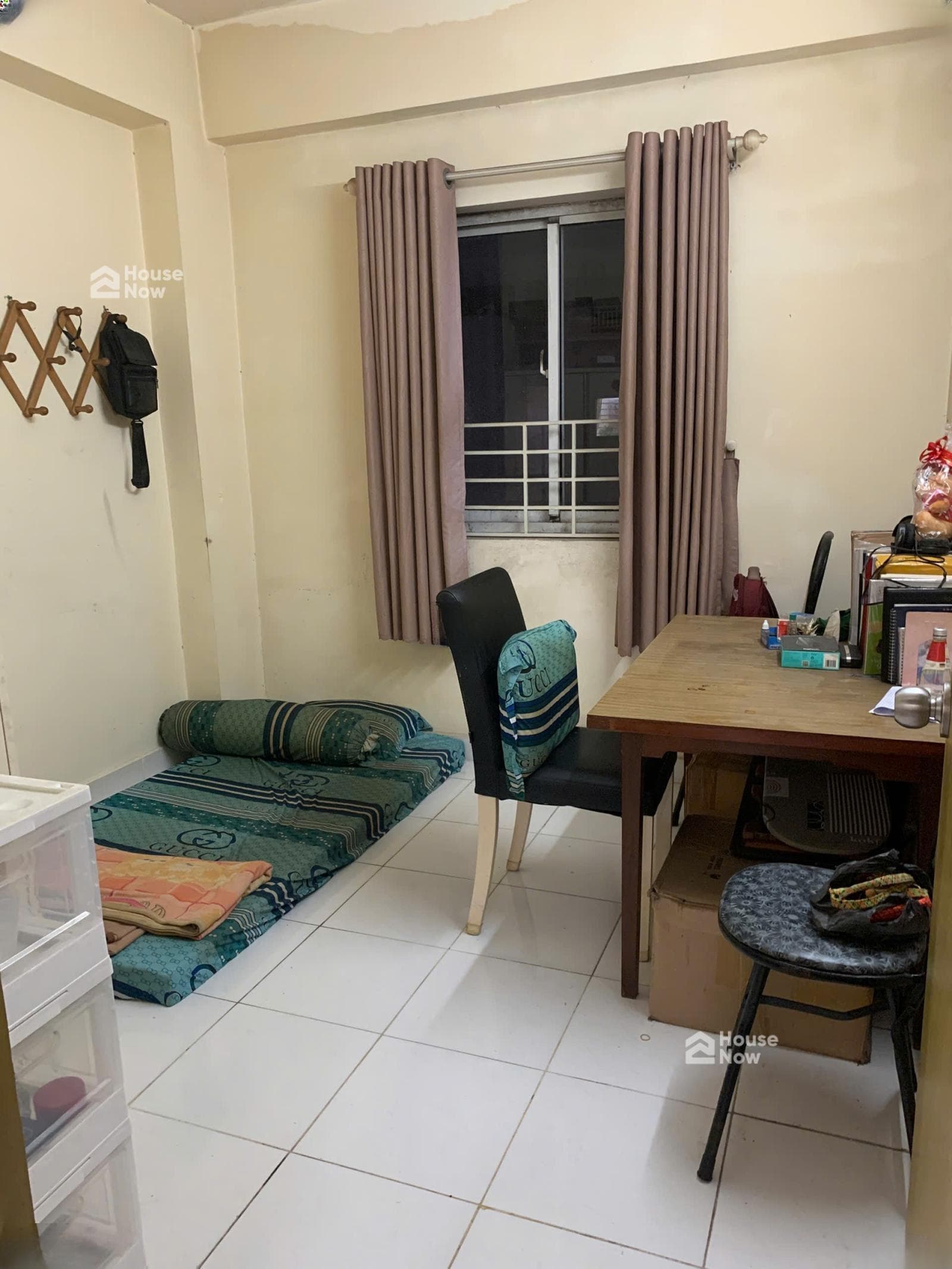 Chính chủ đang ở cần bán căn DTSD 56m2 giá 1.150 tỷ có ban công. LH 090945**** - ảnh 1