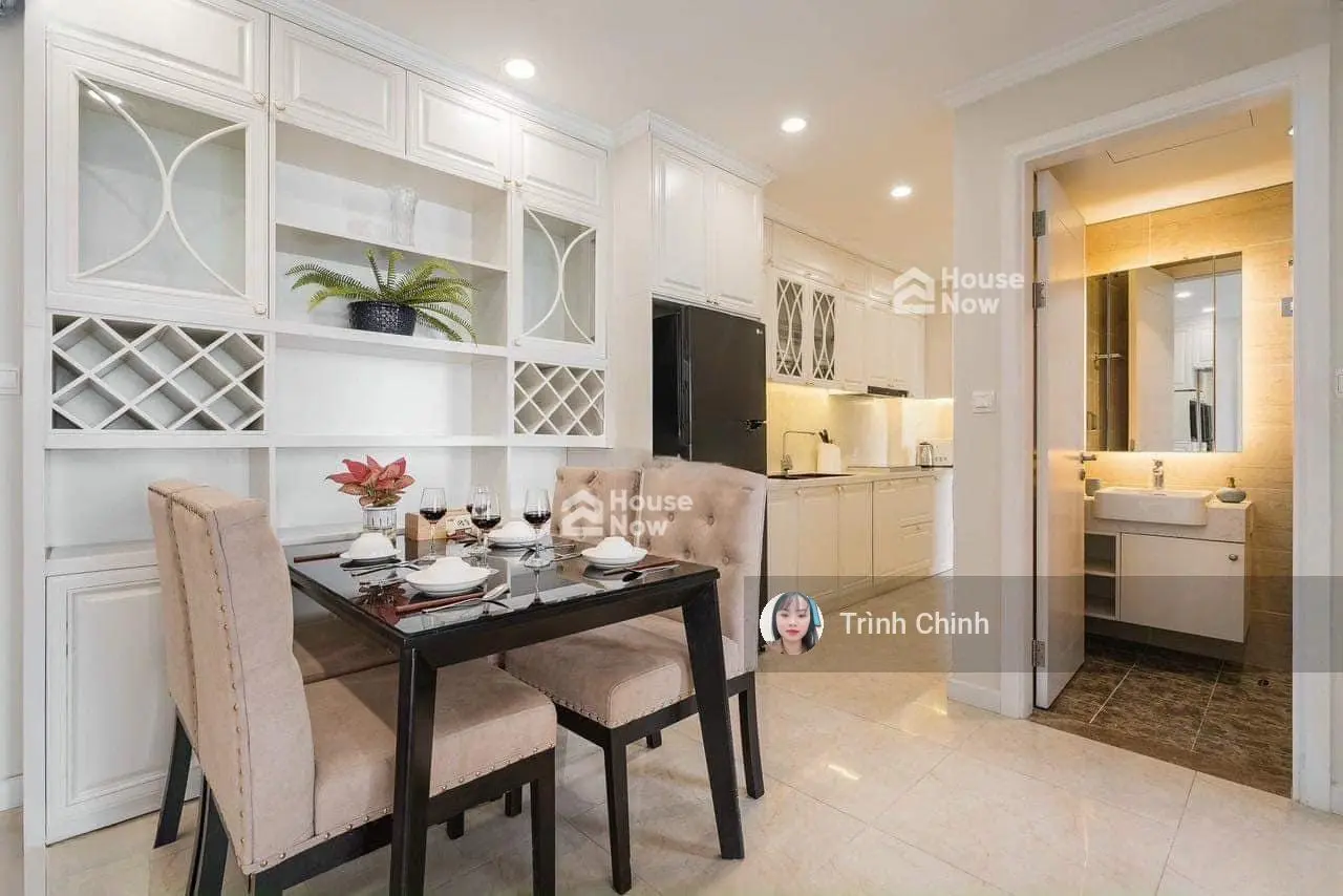 Bán căn hộ cao cấp 2PN, 78m2 tại Hoàng Cầu Skyline, ban công Đông Nam, đẹp, giá hơn 10 tỷ - ảnh 1 Bán căn hộ cao cấp 2PN, 78m2 tại Hoàng Cầu Skyline, ban công Đông Nam, đẹp, giá hơn 10 tỷ - ảnh 1