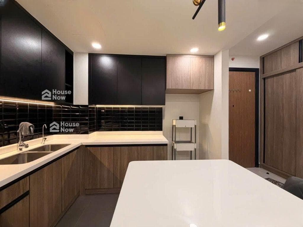 View cao điểm 10/hết hd thuê bán đứt cc 55m2 Sổ sạch full nội thất/2,2 tỷ Hồng Hà vay 75% - ảnh 2 View cao điểm 10/hết hd thuê bán đứt cc 55m2 Sổ sạch full nội thất/2,2 tỷ Hồng Hà vay 75% - ảnh 2