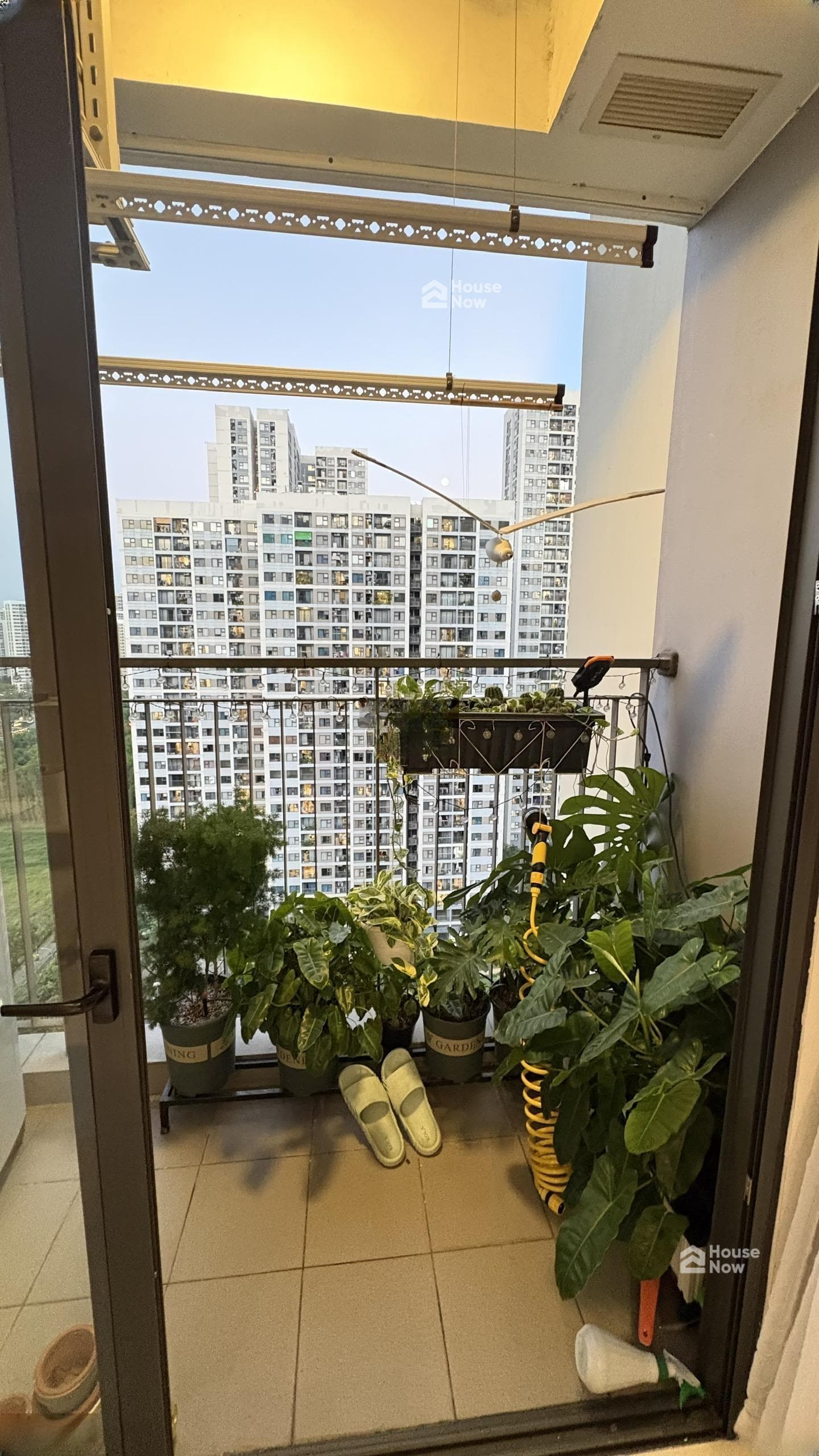 Căn hộ 1PN, 1WC, 47m2, bán gấp tại The Rainbow, Nguyễn Xiển, Q9, TP.HCM, 2 tỷ. Lh 090682**** - ảnh 2 Căn hộ 1PN, 1WC, 47m2, bán gấp tại The Rainbow, Nguyễn Xiển, Q9, TP.HCM, 2 tỷ. Lh 090682**** - ảnh 2