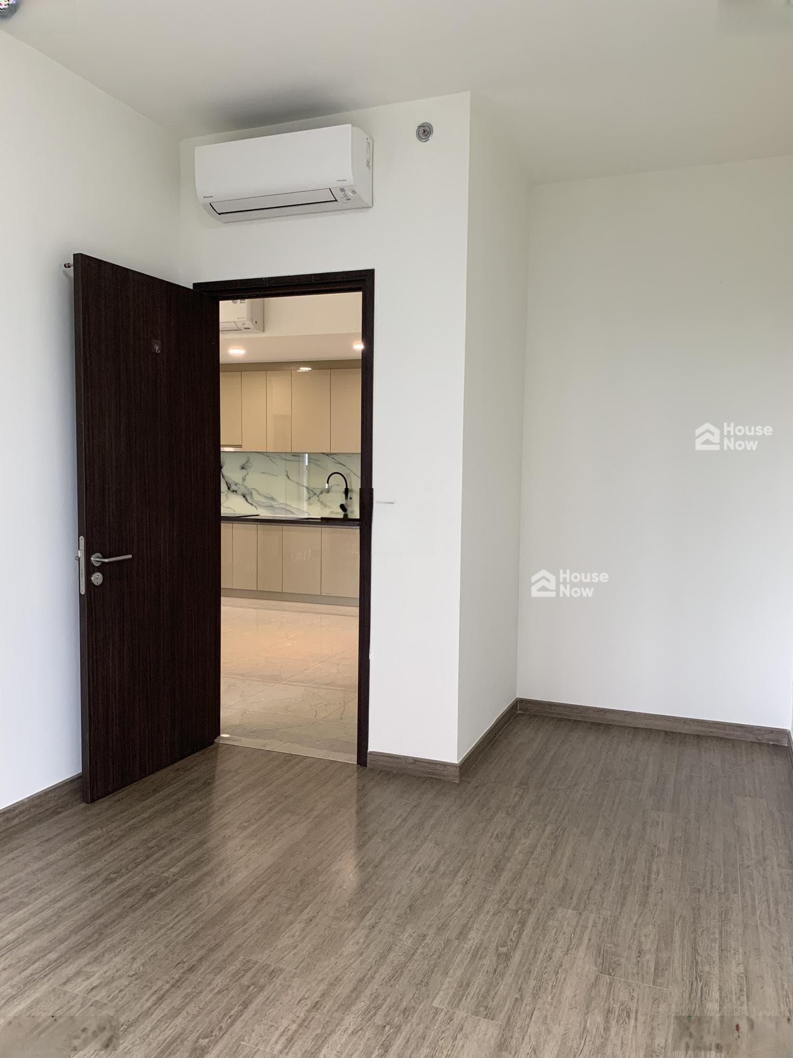 Chính chủ gửi bán nhanh căn hộ 3PN2WC - 6,35 tỷ - 105,3m2 - NTCB - Nguyễn Hữu Thọ - ảnh 3 Chính chủ gửi bán nhanh căn hộ 3PN2WC - 6,35 tỷ - 105,3m2 - NTCB - Nguyễn Hữu Thọ - ảnh 3