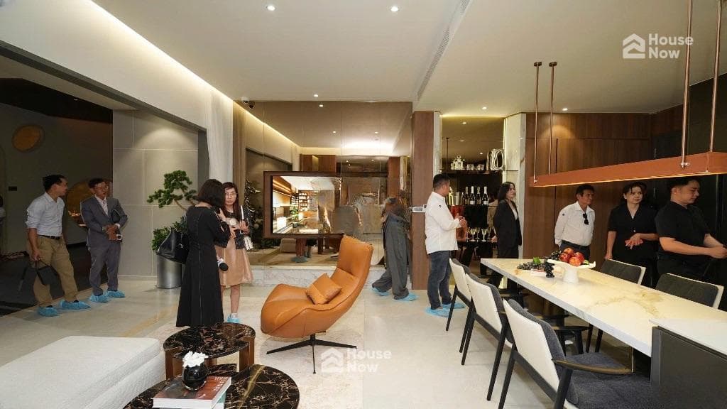 Giỏ hàng cực hiếm giá chỉ từ 4 tỷ - Full nội thất cao cấp - CSBH ưu đãi, CK thêm 3% khách mua GĐ 1 - ảnh 10 Giỏ hàng cực hiếm giá chỉ từ 4 tỷ - Full nội thất cao cấp - CSBH ưu đãi, CK thêm 3% khách mua GĐ 1 - ảnh 10