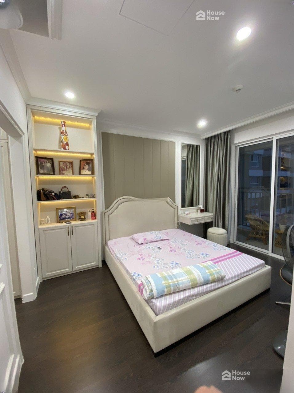 HOT! Hạ giá bán căn 3PN+2WC 103m2 view Đông nội khu cực đẹp. Sẵn nội thất đầu tư để ở - ảnh 4 HOT! Hạ giá bán căn 3PN+2WC 103m2 view Đông nội khu cực đẹp. Sẵn nội thất đầu tư để ở - ảnh 4