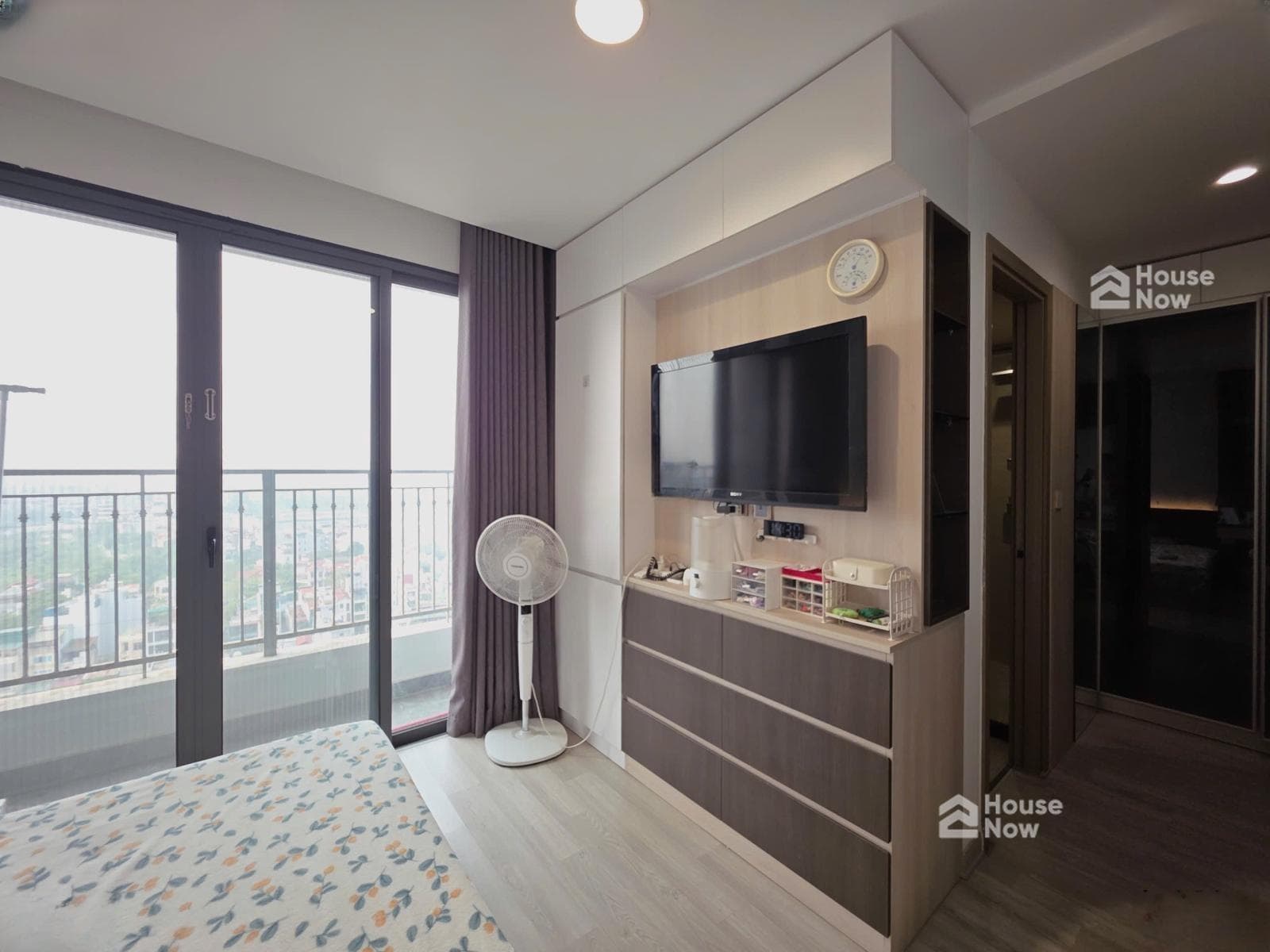 Chủ nhà cần bán căn hộ 90m2 2PN tầng cao view thoáng cc One 18 Ngọc Lâm. Giá 7 tỷ bao thuế phí. - ảnh 1 Chủ nhà cần bán căn hộ 90m2 2PN tầng cao view thoáng cc One 18 Ngọc Lâm. Giá 7 tỷ bao thuế phí. - ảnh 1