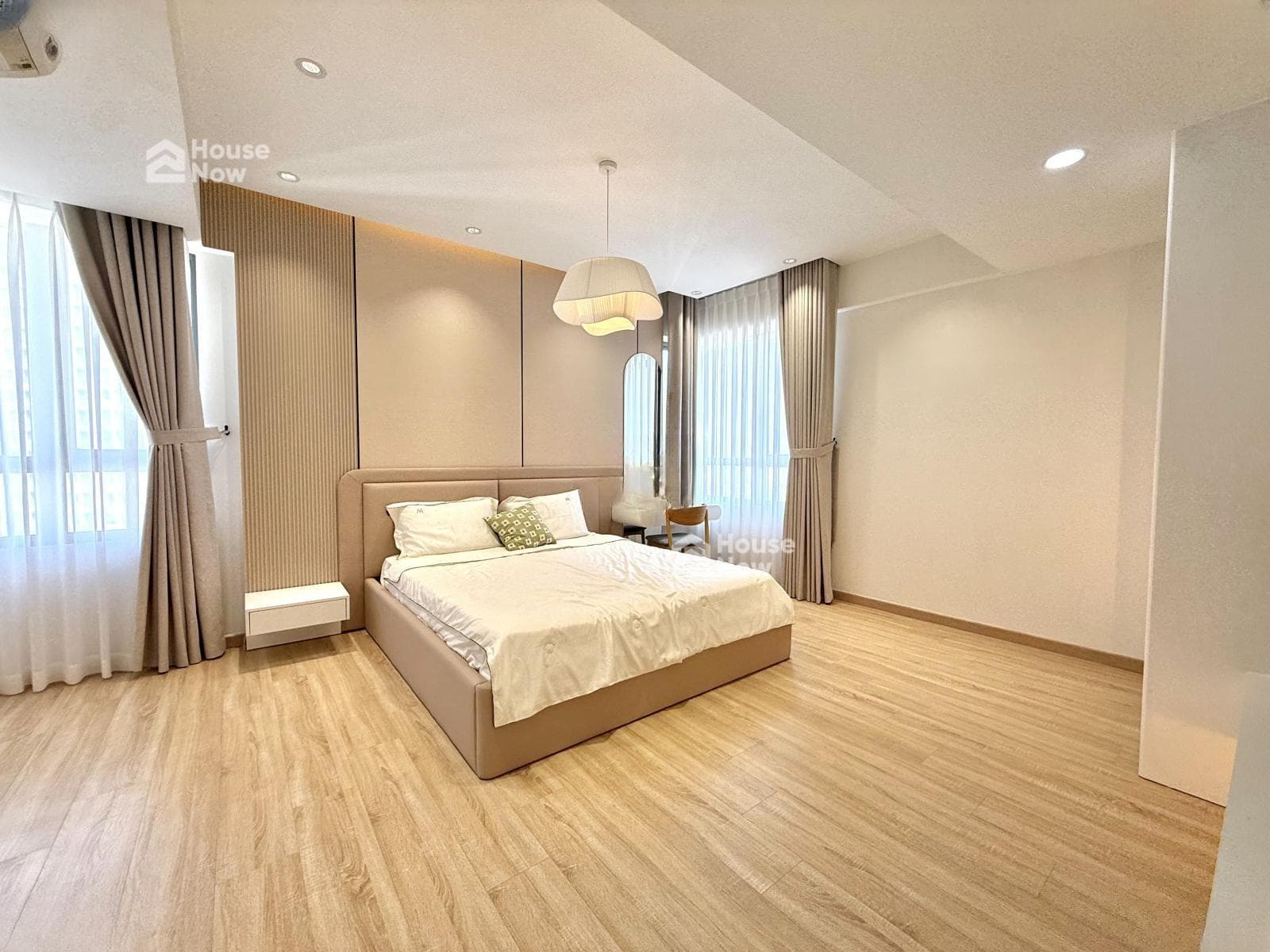 Chính chủ bán gấp 3PN căn ghép 16,5 tỷ, 141m2, ban công rộng, Masteri Thảo Điền - ảnh 1 Chính chủ bán gấp 3PN căn ghép 16,5 tỷ, 141m2, ban công rộng, Masteri Thảo Điền - ảnh 1