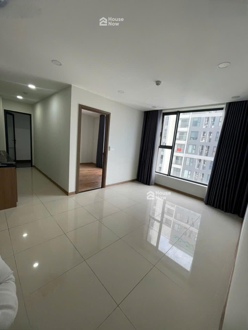 Chính chủ bán chung cư Rose Town 79 Ngọc Hồi, 71m TT, view Hồ Linh Đàm, 2PN sổ đỏ, giá 4,6 tỉ - ảnh 2 Chính chủ bán chung cư Rose Town 79 Ngọc Hồi, 71m TT, view Hồ Linh Đàm, 2PN sổ đỏ, giá 4,6 tỉ - ảnh 2