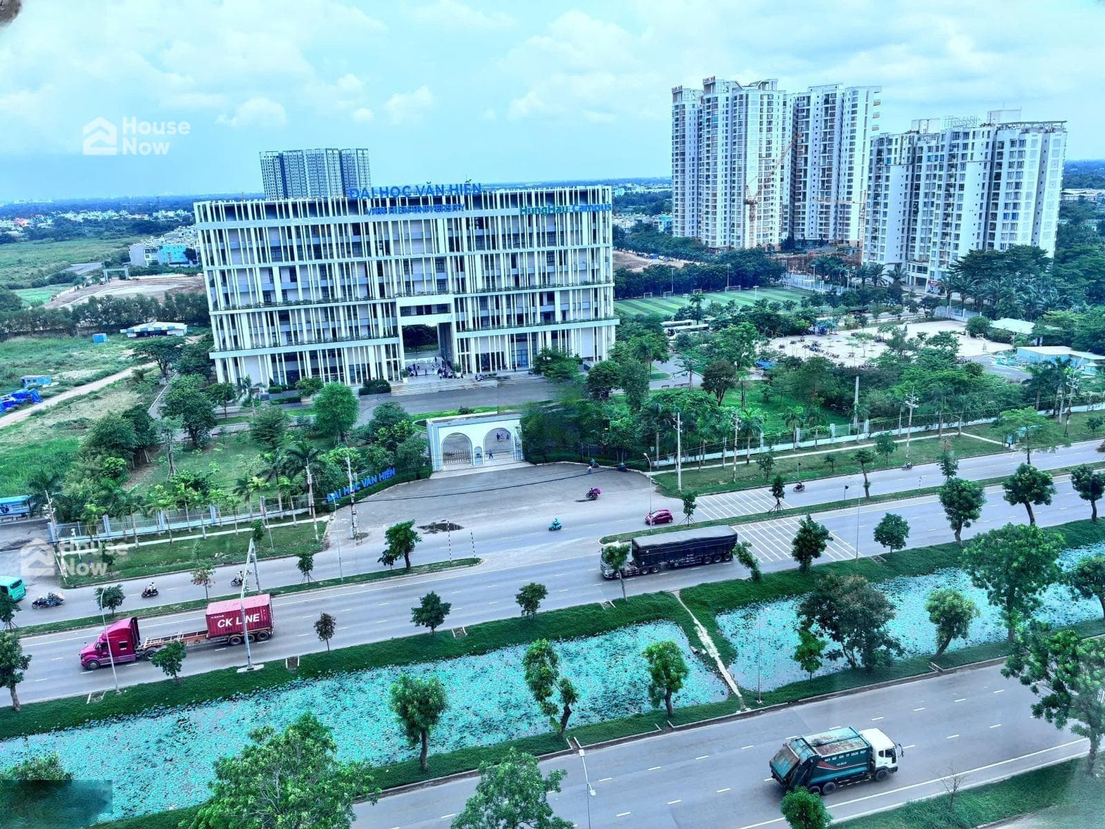 Chính chủ gửi bán căn hộ Conic Skyway, DT: 75m2, 2PN, 2WC, SH, hỗ trợ vay bank 70%. Giá 2,7 tỷ TL - ảnh 1 Chính chủ gửi bán căn hộ Conic Skyway, DT: 75m2, 2PN, 2WC, SH, hỗ trợ vay bank 70%. Giá 2,7 tỷ TL - ảnh 1