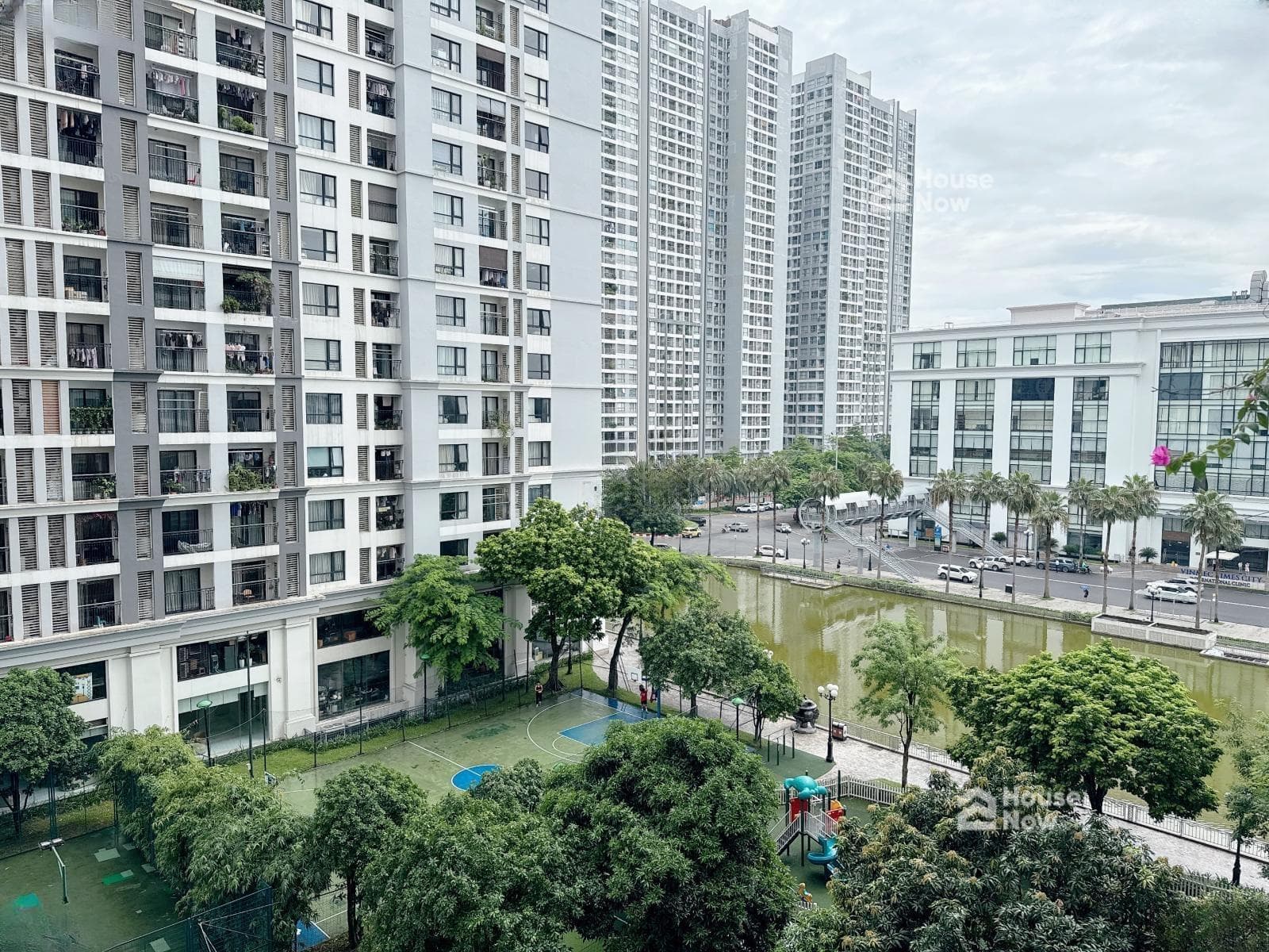 Bán căn 2 phòng ngủ Times City tòa T10 hướng nam view hồ nước, sân chơi cây xanh có slot ô tô - ảnh 5 Bán căn 2 phòng ngủ Times City tòa T10 hướng nam view hồ nước, sân chơi cây xanh có slot ô tô - ảnh 5