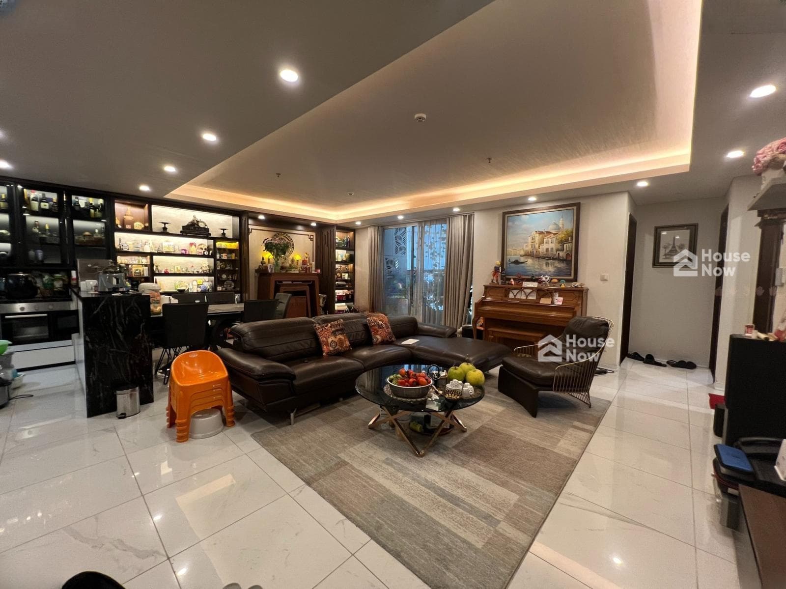 Hiếm có căn hộ 3PN tại Aqua Central 44 Yên Phụ, tầng cao view Sông Hồng, nội thất cao cấp. - ảnh 2 Hiếm có căn hộ 3PN tại Aqua Central 44 Yên Phụ, tầng cao view Sông Hồng, nội thất cao cấp. - ảnh 2