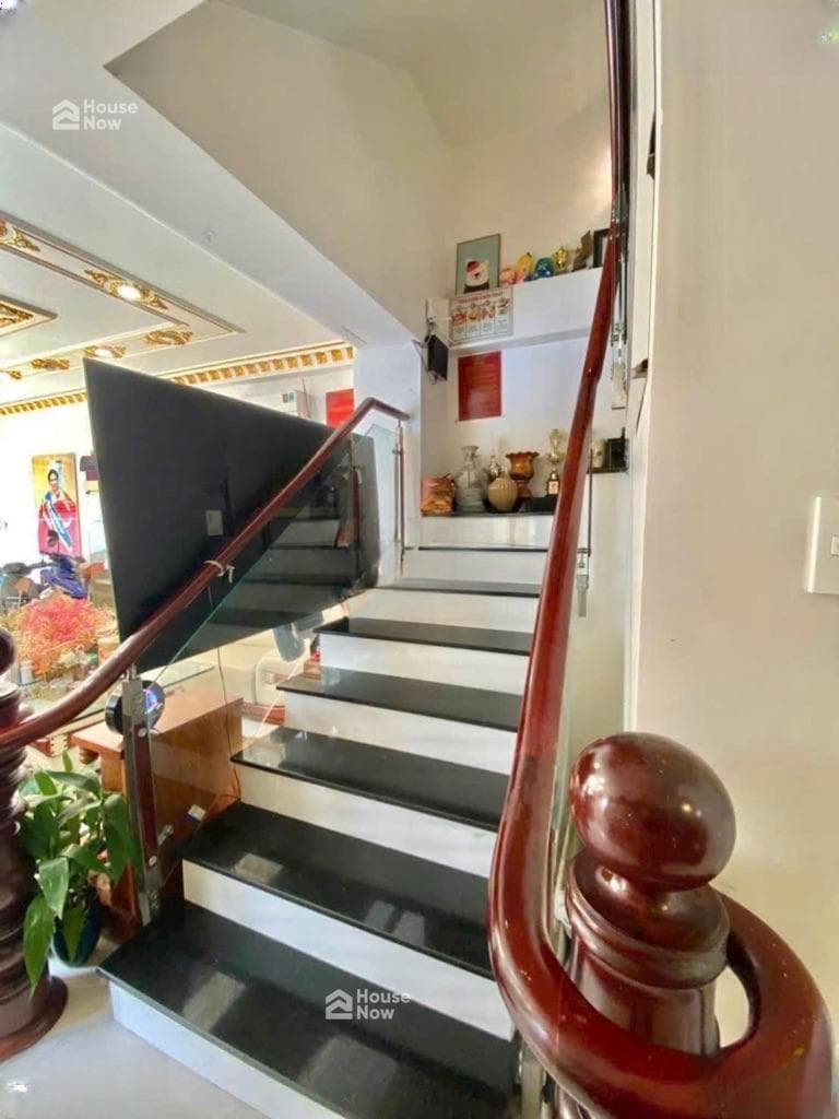 🏠 CẦN BÁN GẤP CĂN NHÀ ĐỂ VỀ QUÊ SINH SỐNG, TÔI CHÍNH CHỦ BÁN CĂN NHÀ LÊ VĂN SỸ, Phường 14, Quận 3. - ảnh 2 🏠 CẦN BÁN GẤP CĂN NHÀ ĐỂ VỀ QUÊ SINH SỐNG, TÔI CHÍNH CHỦ BÁN CĂN NHÀ LÊ VĂN SỸ, Phường 14, Quận 3. - ảnh 2