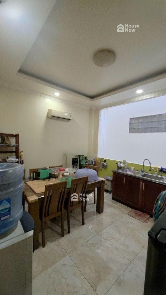 NHÀ TÂN BÌNH - HẺM Ô TÔ TỚI CỬA - 60M2 ĐẤT - SỔ HỒNG HOÀN CÔNG ĐẦY ĐỦ - ảnh 2 NHÀ TÂN BÌNH - HẺM Ô TÔ TỚI CỬA - 60M2 ĐẤT - SỔ HỒNG HOÀN CÔNG ĐẦY ĐỦ - ảnh 2
