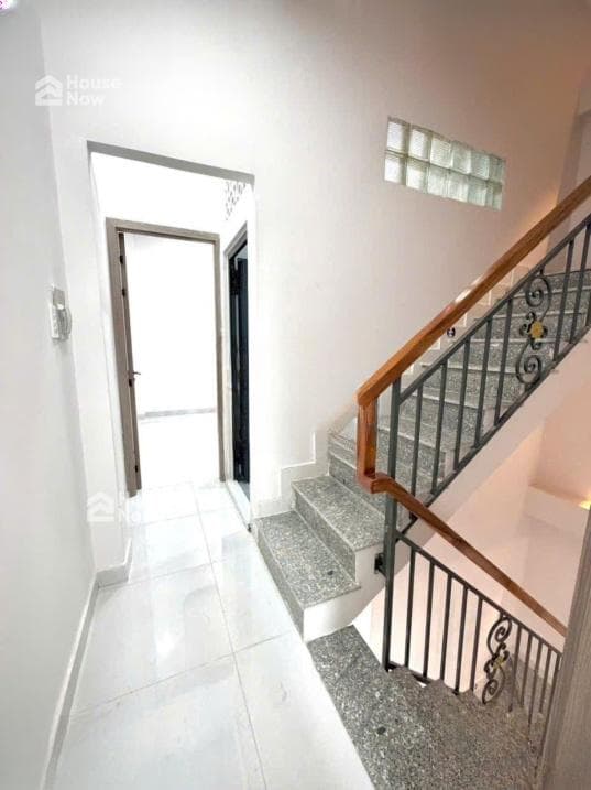 Bán nhà HXH 4m Đường Bờ Bao Tân Thắng, Phường Tân Sơn Nhì, Quận Tân Phú, 4x9,1m, 2 Lầu, giá 5,85 tỷ - ảnh 3 Bán nhà HXH 4m Đường Bờ Bao Tân Thắng, Phường Tân Sơn Nhì, Quận Tân Phú, 4x9,1m, 2 Lầu, giá 5,85 tỷ - ảnh 3
