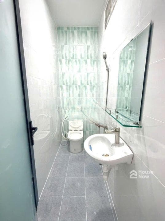 Bán nhà HXH 4m Đường Bờ Bao Tân Thắng, Phường Tân Sơn Nhì, Quận Tân Phú, 4x9,1m, 2 Lầu, giá 5,85 tỷ - ảnh 4 Bán nhà HXH 4m Đường Bờ Bao Tân Thắng, Phường Tân Sơn Nhì, Quận Tân Phú, 4x9,1m, 2 Lầu, giá 5,85 tỷ - ảnh 4
