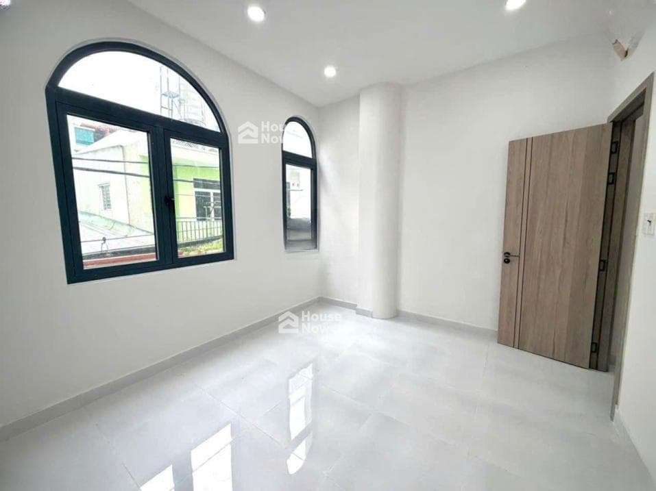 Bán nhà HXH 4m Đường Bờ Bao Tân Thắng, Phường Tân Sơn Nhì, Quận Tân Phú, 4x9,1m, 2 Lầu, giá 5,85 tỷ - ảnh 5 Bán nhà HXH 4m Đường Bờ Bao Tân Thắng, Phường Tân Sơn Nhì, Quận Tân Phú, 4x9,1m, 2 Lầu, giá 5,85 tỷ - ảnh 5
