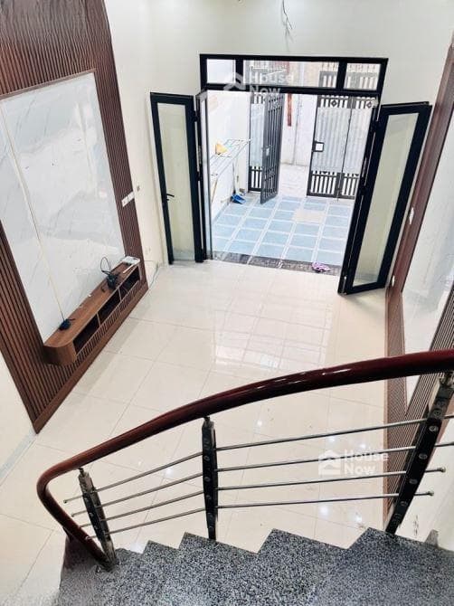 Nhà khu vực Thạch bàn Long Biên 44M², 4 TẦNG – GẦN AEON MALL – CÓ SÂN – 8,95T - ảnh 5 Nhà khu vực Thạch bàn Long Biên 44M², 4 TẦNG – GẦN AEON MALL – CÓ SÂN – 8,95T - ảnh 5