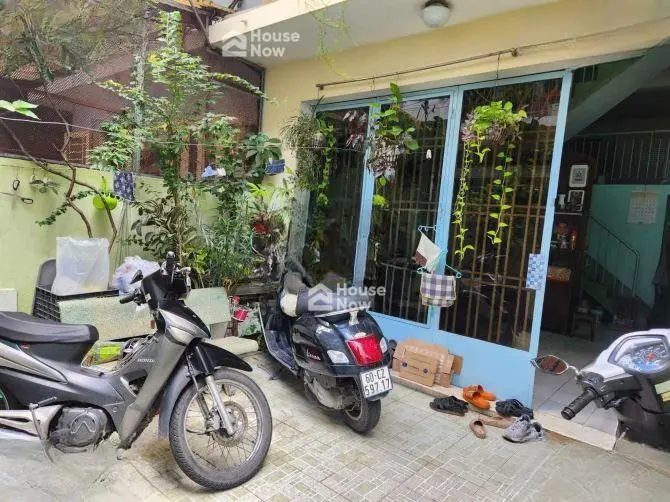 🔥 TRUNG TÂM QUẬN 10 – SÁT MẶT TIỀN SƯ VẠN HẠNH – 73M² – 5PN – CHỈ 9.9 tỷ. - ảnh 1 🔥 TRUNG TÂM QUẬN 10 – SÁT MẶT TIỀN SƯ VẠN HẠNH – 73M² – 5PN – CHỈ 9.9 tỷ. - ảnh 1