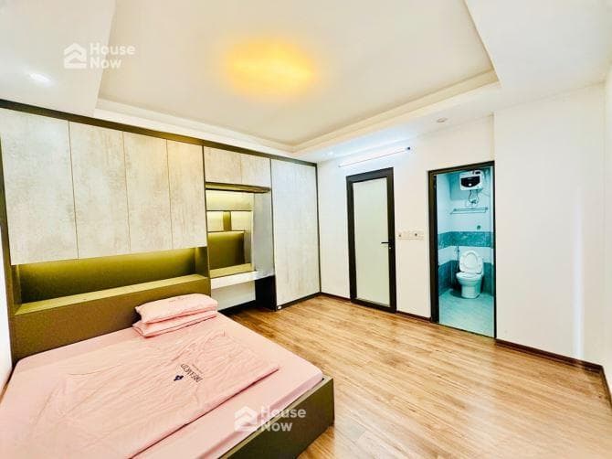 Hàng hiếm Ngọc Lâm, nhà rộng, ngõ ô tô, ngay lõi trung tâm. Giá chỉ 6.x đồng - ảnh 4 Hàng hiếm Ngọc Lâm, nhà rộng, ngõ ô tô, ngay lõi trung tâm. Giá chỉ 6.x đồng - ảnh 4