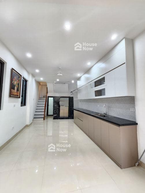 Bán nhà ngõ 155 Cầu Giấy - DT 38m2 - 6 tầng - MT 3,6m - Giá 10,8 Tỷ -Thang máy - oto vào - ảnh 1 Bán nhà ngõ 155 Cầu Giấy - DT 38m2 - 6 tầng - MT 3,6m - Giá 10,8 Tỷ -Thang máy - oto vào - ảnh 1
