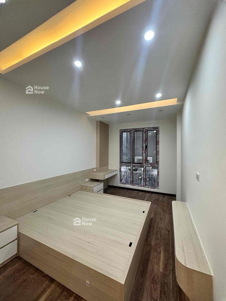 Bán Nhà Lô Goc Phố Vĩnh Hưng 31/32m2x5T, KQH, Ô tô đỗ cửa. - ảnh 2 Bán Nhà Lô Goc Phố Vĩnh Hưng 31/32m2x5T, KQH, Ô tô đỗ cửa. - ảnh 2