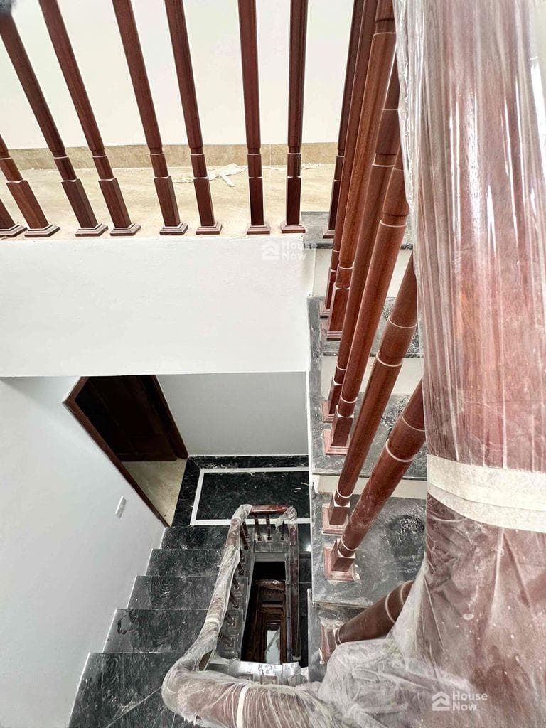 Bán Nhà Lô Goc Phố Vĩnh Hưng 31/32m2x5T, KQH, Ô tô đỗ cửa. - ảnh 3 Bán Nhà Lô Goc Phố Vĩnh Hưng 31/32m2x5T, KQH, Ô tô đỗ cửa. - ảnh 3