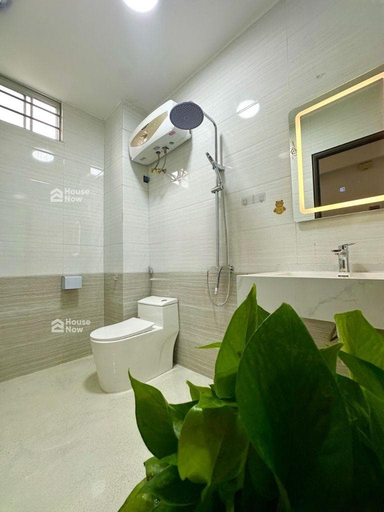 Ngõ ô tô-5 tầng-30m đến bãi gửi ô tô ngày đêm - ảnh 5 Ngõ ô tô-5 tầng-30m đến bãi gửi ô tô ngày đêm - ảnh 5