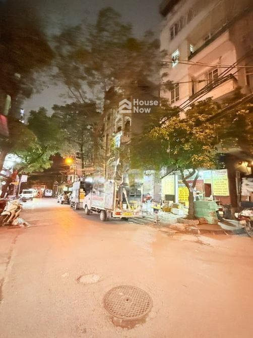 Bán Nhà Kim Đồng. Hoàng Mai. Lô Góc. Ô Tô. DT 60m2. MT 5m. 6 Tầng. Giá 26.8 Tỷ. - ảnh 1 Bán Nhà Kim Đồng. Hoàng Mai. Lô Góc. Ô Tô. DT 60m2. MT 5m. 6 Tầng. Giá 26.8 Tỷ. - ảnh 1