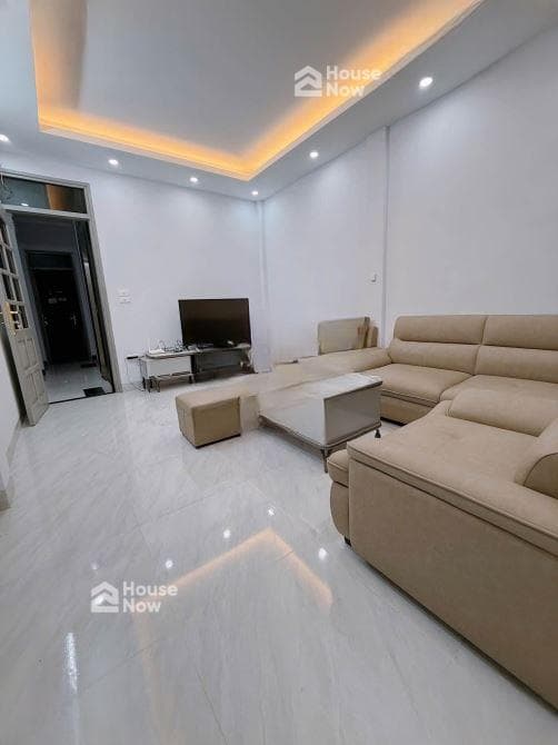 Kim Đồng, nhà phân lô, sát ô tô, gần hồ Kim Đồng, DT 48m2, 5 tầng, MT 3.8m, giá 15,5 tỷ. - ảnh 4 Kim Đồng, nhà phân lô, sát ô tô, gần hồ Kim Đồng, DT 48m2, 5 tầng, MT 3.8m, giá 15,5 tỷ. - ảnh 4