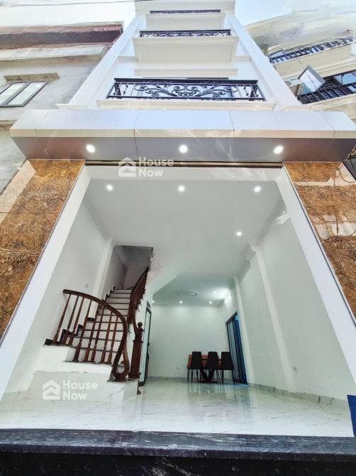 NHÀ ĐƯỜNG NGỌC HỒI.MỚI KÍNH KONG..GẮN BX NC NGẦM. DỰ ÁN VIN. 48M2. 4T. 8,2 TY - ảnh 2 NHÀ ĐƯỜNG NGỌC HỒI.MỚI KÍNH KONG..GẮN BX NC NGẦM. DỰ ÁN VIN. 48M2. 4T. 8,2 TY - ảnh 2