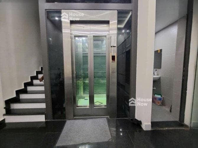 Liền kề Mai Dịch, Căn Góc 80m2, xây 6Tầng Chính chủ, Thang máy, Vườn hoa trc nhà. Giá 30Tỷ - ảnh 8 Liền kề Mai Dịch, Căn Góc 80m2, xây 6Tầng Chính chủ, Thang máy, Vườn hoa trc nhà. Giá 30Tỷ - ảnh 8